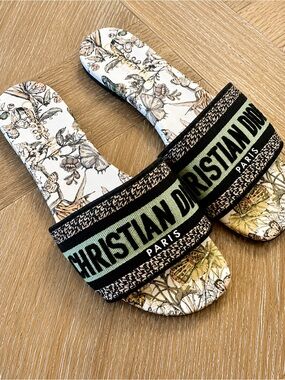 Christian Dior Dway Jardin Botanique Embroidered Slides Sandals EU 38